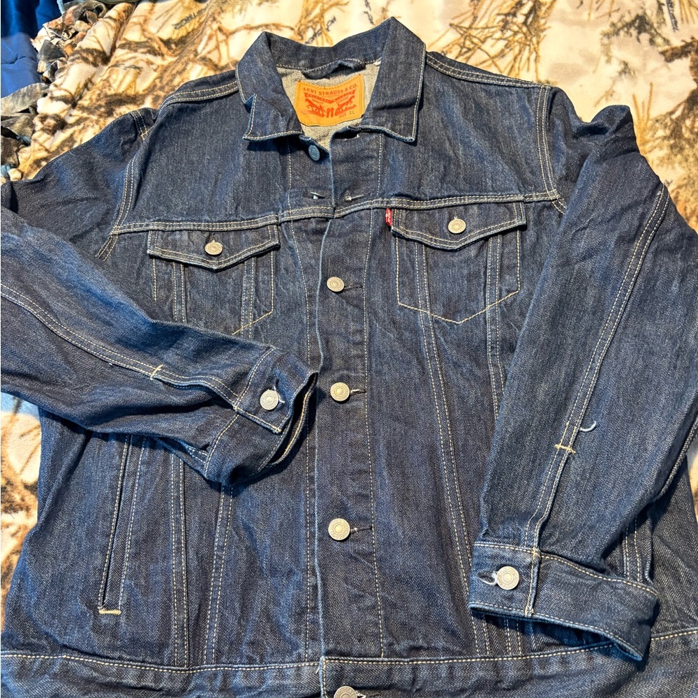 Levi's Indigo Blue Denim Trucker Jacket